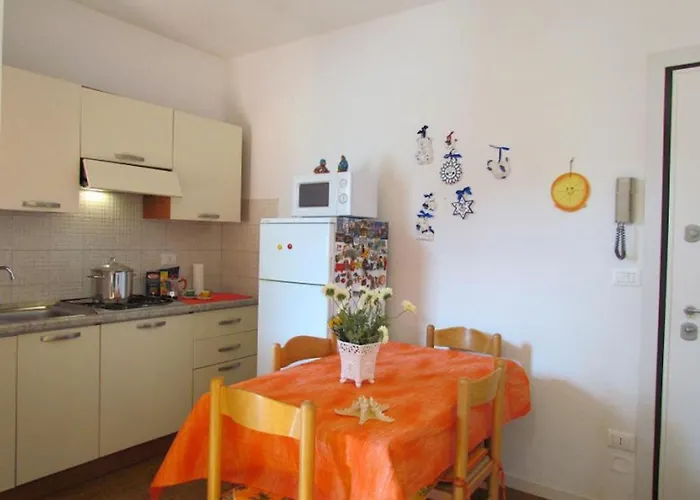 Vacation By The Pool-beahost Apartament